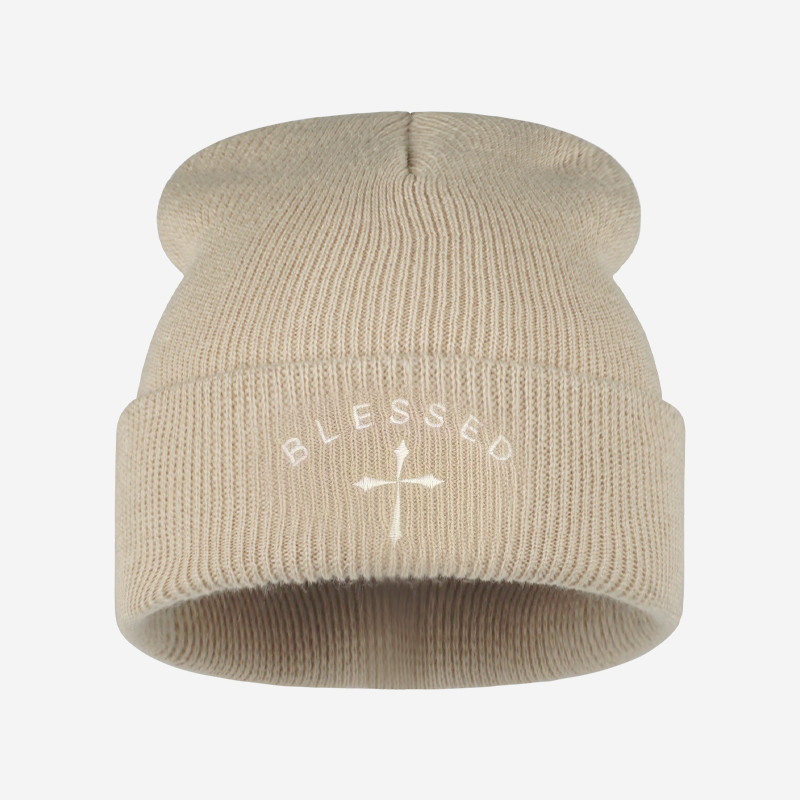 Шапка-бини с вышитым крестом,  – обзор и цена Beanie Cuffed Knit